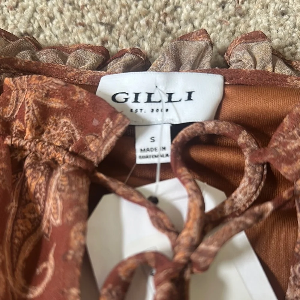 Gilli Long Sleeve Tie Front Blouse New with Tags